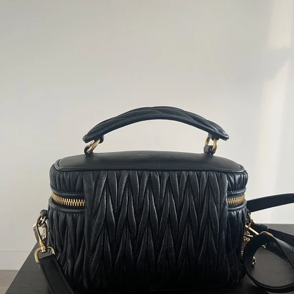 Miu Miu Matelassé Vanity Bag - Picture 3 of 9